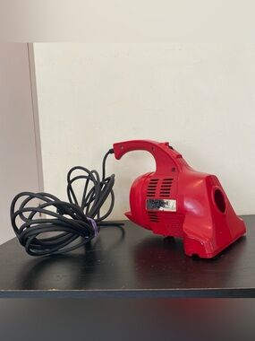 Royal Dirt Devil Vacuum Cleaner Model 103 *Body/Motor ONLY* Red Replacement Part